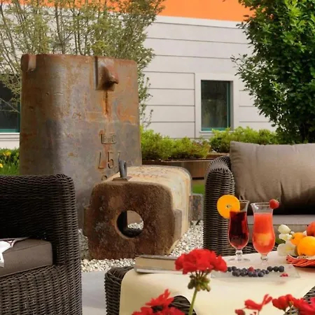 Отель Western Falck Village Milano Sesto 4*