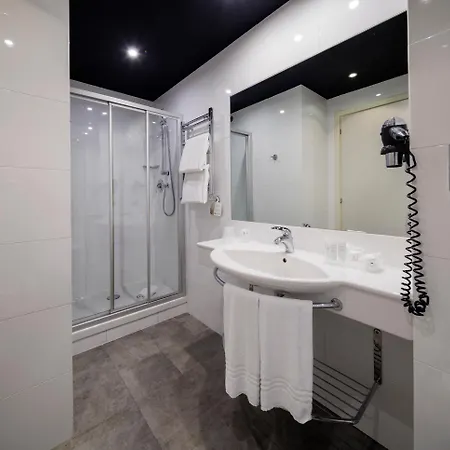 Отель Western Falck Village Milano Sesto