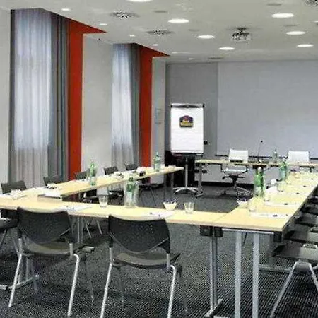 Western Falck Village Milano Sesto 4* Сесто-Сан-Джованни